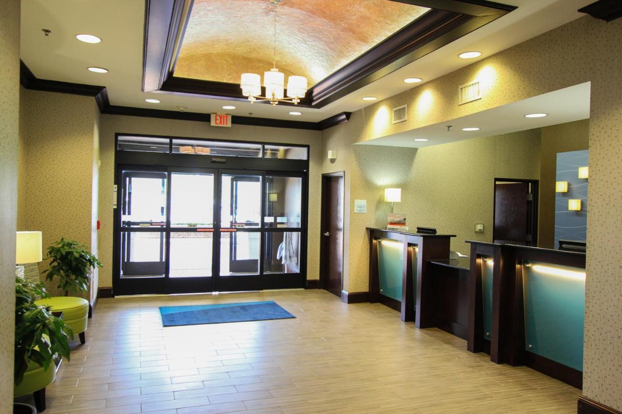 Holiday Inn Express Hotel & Suites Nacogdoches By Ihg Exterior foto