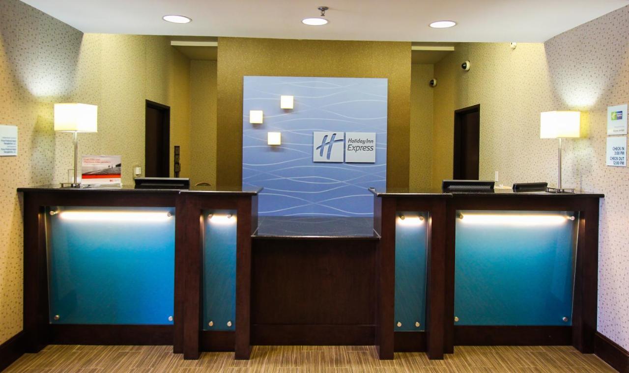 Holiday Inn Express Hotel & Suites Nacogdoches By Ihg Exterior foto