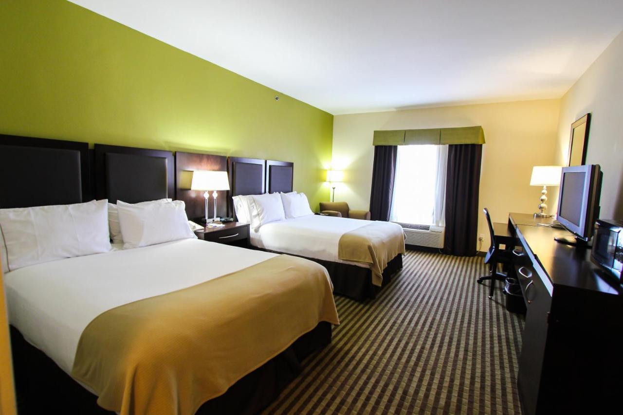 Holiday Inn Express Hotel & Suites Nacogdoches By Ihg Exterior foto